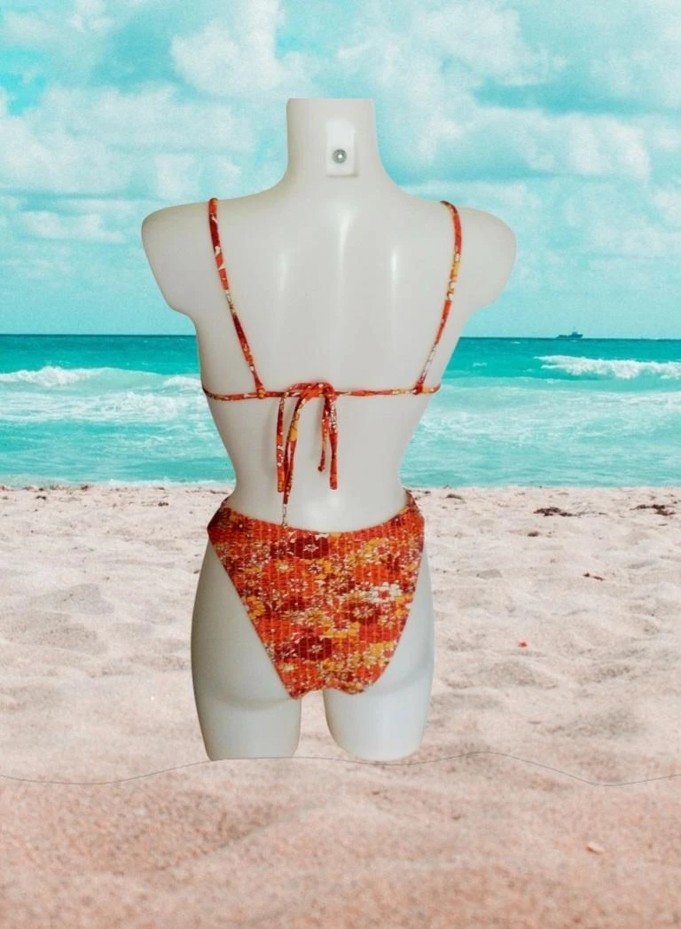 Biquíni 2 peças com estampa floral tamanho G Novo na embalagem original – photo 2